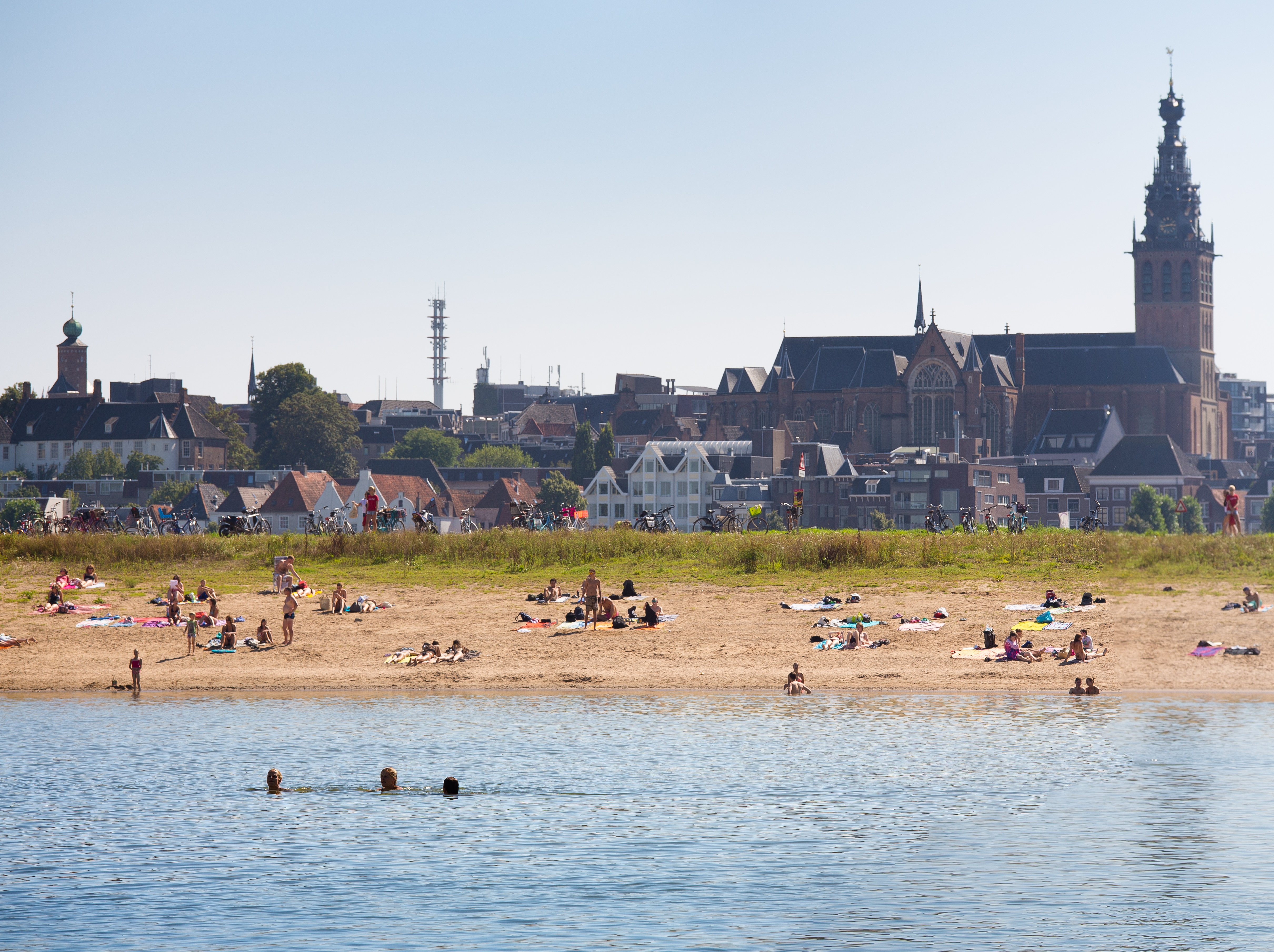 Strand Nijmegen Lent